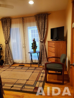 #50305, Renton, WA